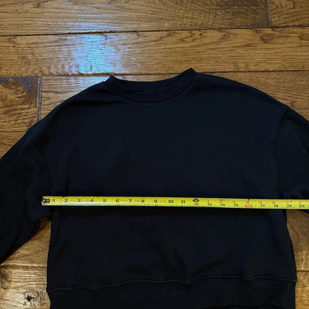 H&M divided black